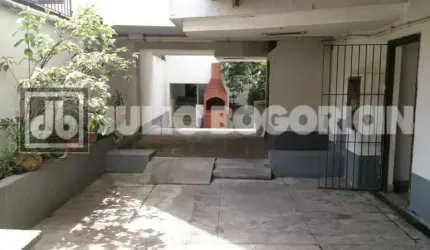 Apartamento com 2 quartos à venda na Rua Noronha Torrezão, Santa Rosa, Niterói, 50 m2 por R$ 250.000