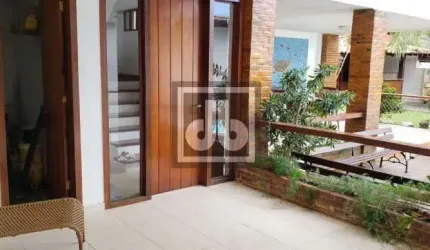 Casa em condomínio fechado com 3 quartos à venda na Avenida Professor Florestan Fernandes, Camboinhas, Niterói, 450 m2 por R$ 2.690.000