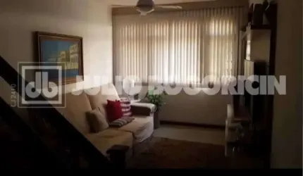 Casa em condomínio fechado com 2 quartos à venda na Rodovia Amaral Peixoto, Baldeador, Niterói, 87 m2 por R$ 417.000