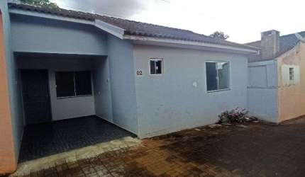 Casa a venda com 2 dormitórios - Bairro Pacaembu-  Cascavel PR