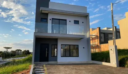 Sobrado a venda em condomínio fechado