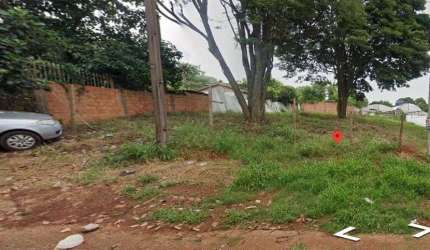 Terreno com 420m2 - Bairro Cancelli