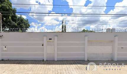 Casa Mobiliada em Jardim América  -  Rua C-160 - Qd 265 Lt 18 N.º 415. - Goiânia.