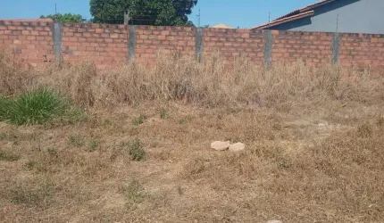 Lote / Terreno em Jardim Buriti Sereno  -  Aparecida de Goiânia