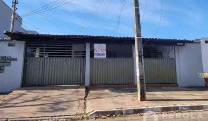 Casa em Setor Castelo Branco  -  Goiânia