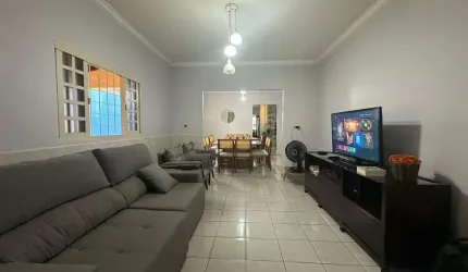 Casa em Vila Jardim São Judas Tadeu - Goiânia, GO