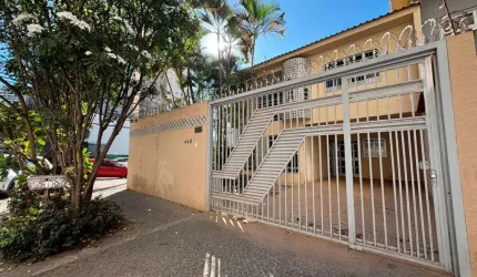 Sobrado 4 quartos em Setor Marista  -  Goiânia