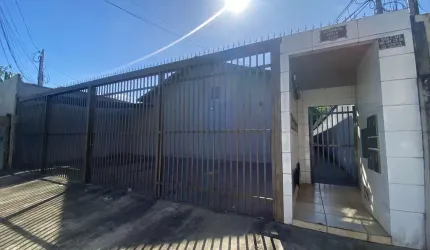 Casa 01 Rua C 149, 2 Quartos, Jardim América