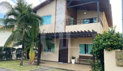 Casa à Venda no Condomínio Costa Marina
