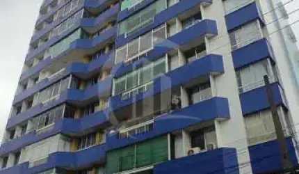 Apartamento à venda proximo a Praça Camerino