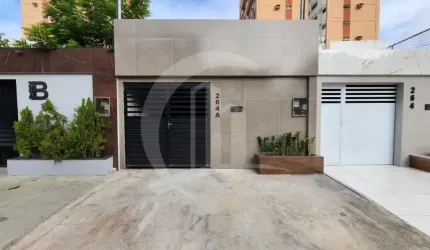Casa à venda no Bairro Ponto Novo