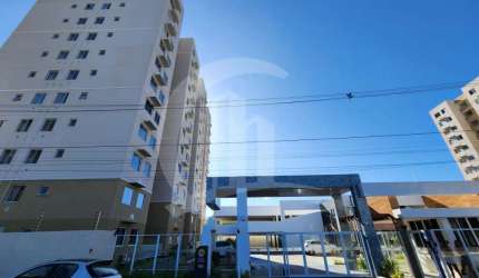 Apartamento à Venda no Condomínio Porto Sollare com 2 quartos