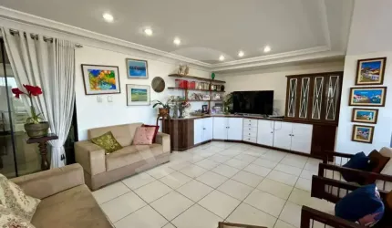 Mansão à venda no Condomínio Mansão Drumond
