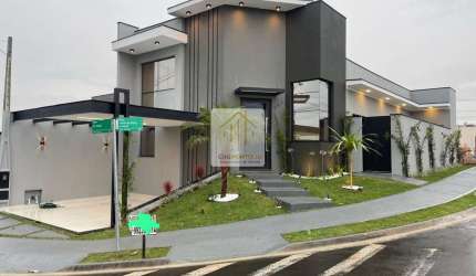 Imperdível casa em condomínio à venda em Indaiatuba-SP, bairro Jardins do Império: 03 quartos, 1 suíte, 2 salas, 02 banheiros, 2 vagas de garagem, 130m².
