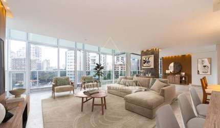 Apartamento à Venda no Itaim Bibi - 2 Dormitórios, 2 Suítes, 3 Vagas, 200m² A.T