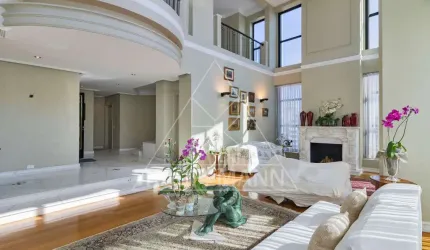 Cobertura Duplex  à Venda em Moema 4 Dorm 3 Suítes, 4 Vagas -  600m²