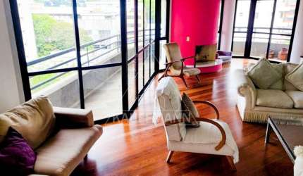 Apartamento à Venda e Locação   3 suítes  4 vagas  220,00m²