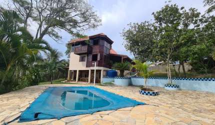 Casa Independente – 203m² - 3 Quartos / 5 Banheiros - ID: 10506