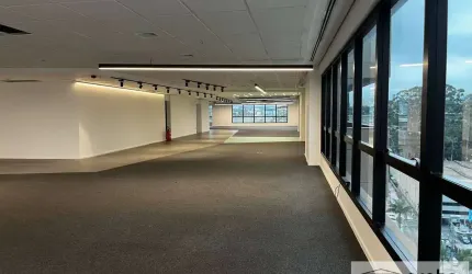 Conjunto Comercial para alugar - Alphaville - Barueri/SP