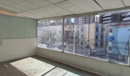 Ponto comercial à venda na Avenida Paulo VI, --, Pituba, Salvador por R$ 160.000