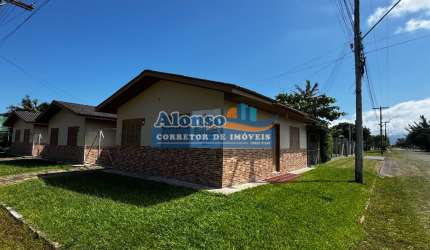 Casa mobiliada em Areias Brancas 4 quadras do mar