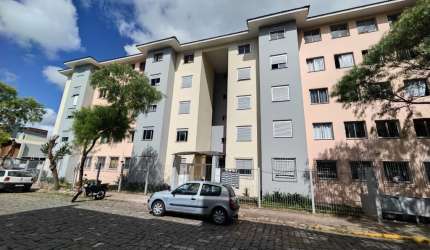 Apartamento impecável semi mobiliado