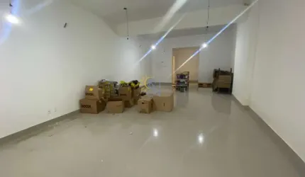 Sala Comercial para Locação em Balneário Camboriú, Centro, 2 banheiros
