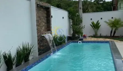 Casa para Locação em Balneário Camboriú, Barra, 4 dormitórios, 1 suíte, 4 banheiros, 2 vagas