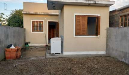 Casa à venda na Rua Andira, s/n, Capão Novo, Capão da Canoa, 55 m2 por R$ 226.000