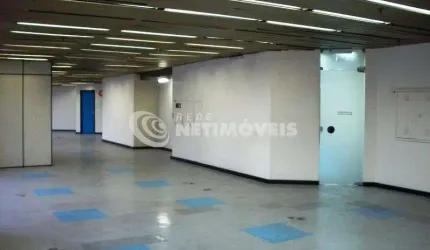 Loja para Aluguel no Centro com 733 m² de Área Útil - Oportunidade Imperdível!