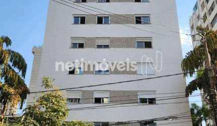 Cobertura à venda no bairro Lourdes com 270 m² e 4 dormitórios/quartos disponíveis