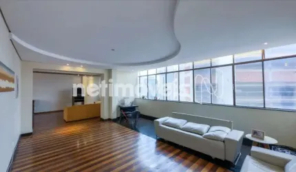 Cobertura à venda no Centro com 6 dormitórios e 326 m² de área útil