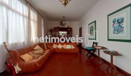 Apartamento à venda no bairro Lourdes, com área útil de 169 m² e 3 dormitórios.