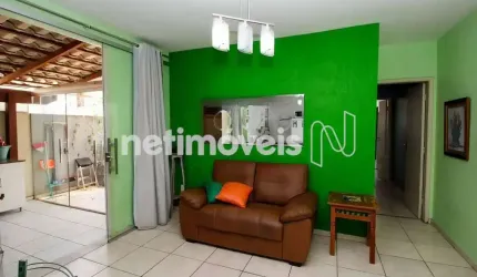 Apartamento para alugar no bairro Buritis com 120m² e 2 dormitórios/quartos.