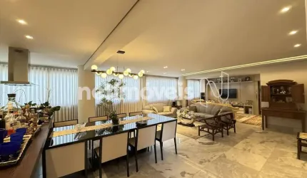 Apartamento à venda no bairro Buritis com 200 m² e 5 dormitórios/quartos disponíveis.