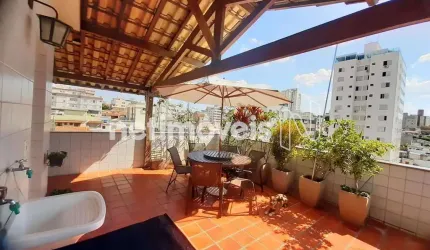 Cobertura à venda no bairro Sagrada Família com 3 dormitórios e 184 m² de área útil