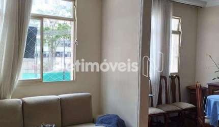 Apartamento à venda no bairro Santo Antônio com 88 m² e 3 dormitórios/quartos disponível.