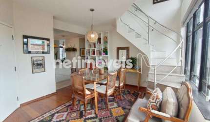 Apartamento cobertura à venda no Sion com 200 m² e 3 dormitórios/quartos disponíveis.
