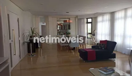 Apartamento à venda no bairro Serra com 350 m² e 4 dormitórios/quartos disponíveis.
