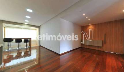 Apartamento à venda com 4 dormitórios no bairro Cruzeiro e área de 145 m².