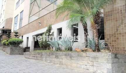Apartamento à venda no Grajaú com 128m² e 3 dormitórios/quartos disponíveis.