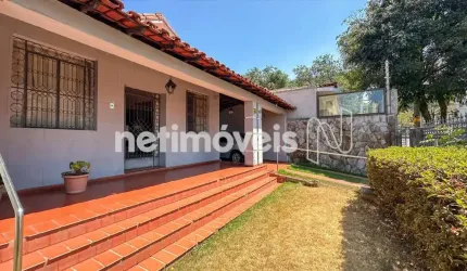 Casa residencial à venda no bairro Prado com 4 dormitórios e 468 m² de área útil