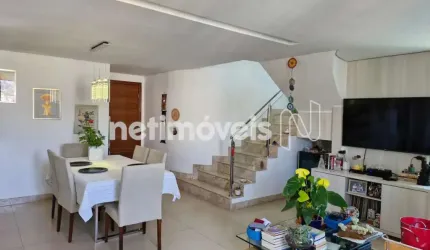 Cobertura de apartamento à venda no bairro Santo Antônio, 263 m² e 4 dormitórios/quartos.