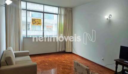 Apartamento à venda no Centro com 150 m² e 3 dormitórios/quartos disponíveis.