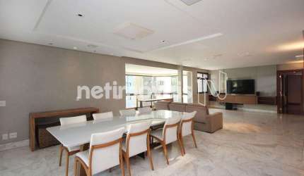 Apartamento à venda no bairro Serra, com 280 m² e 4 dormitórios/quartos.