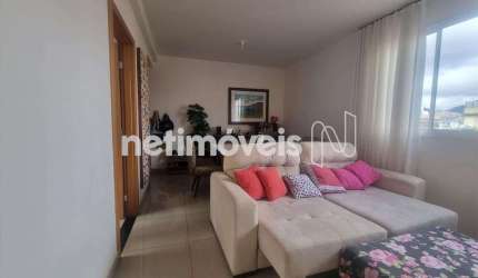 Apartamento à venda no Sagrada Família - 75 m² com 3 dormitórios/quartos disponíveis