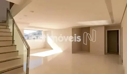 Cobertura à venda com 232 m² e 3 dormitórios no bairro Buritis - Oportunidade!