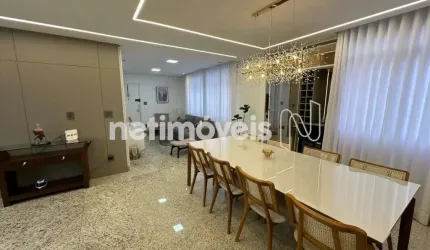 Apartamento à venda na Savassi com 130 m² e 3 dormitórios/quartos disponíveis.