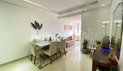 Apartamento à venda no Centro - 90 m² com 3 dormitórios/quartos disponíveis!