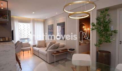 Apartamento à venda no bairro Luxemburgo com 67 m² e 2 dormitórios/quartos disponíveis.